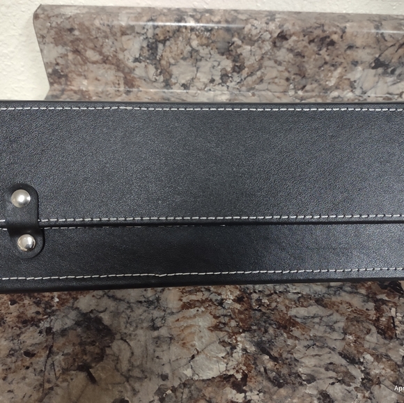 Desktop organizer. Masculine. Used in good condition. - Picture 3 of 4